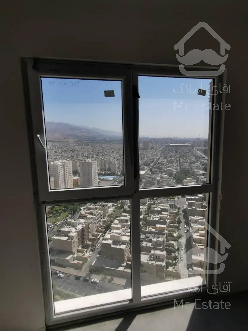 پنت ۳۰۰ متری در برج زیبا و لاکچری رُزلند