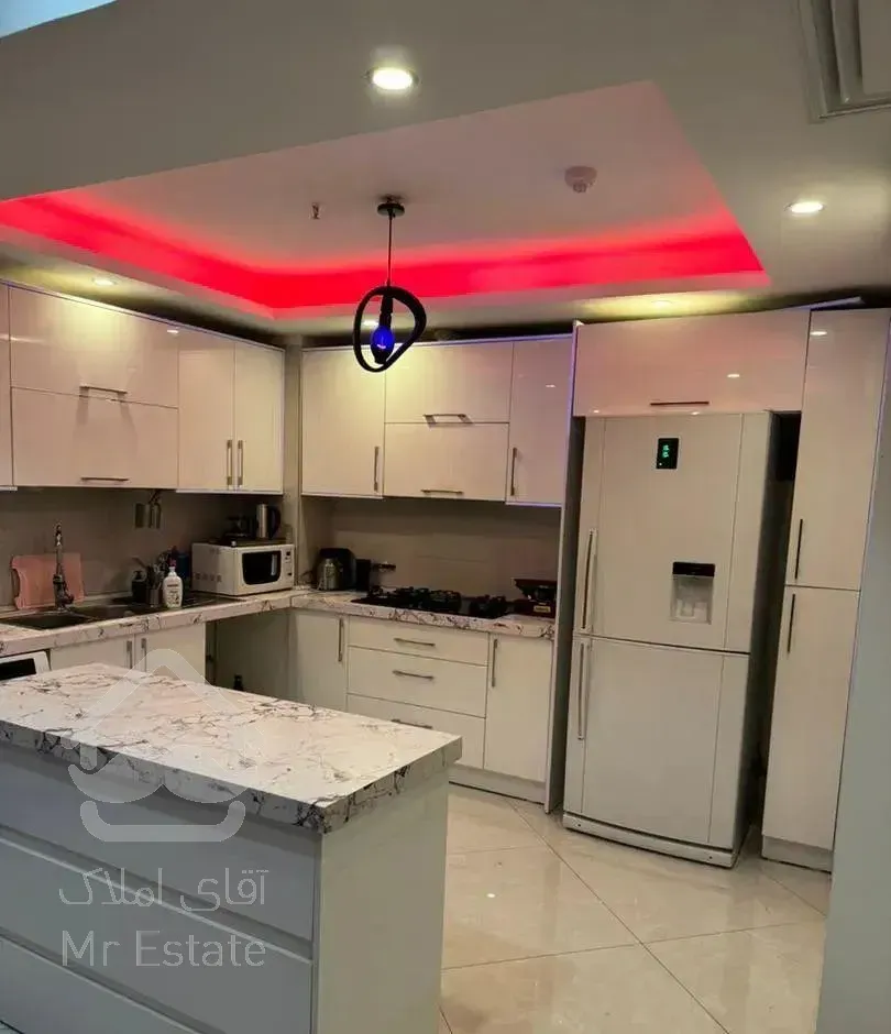 اجاره واحد ۱۰۰ متری