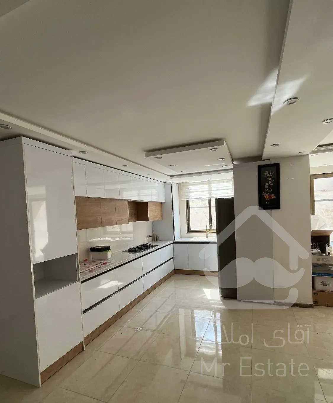 همکف حیاط اختصاصی دار شهرک گلها نرسیده ب میدان