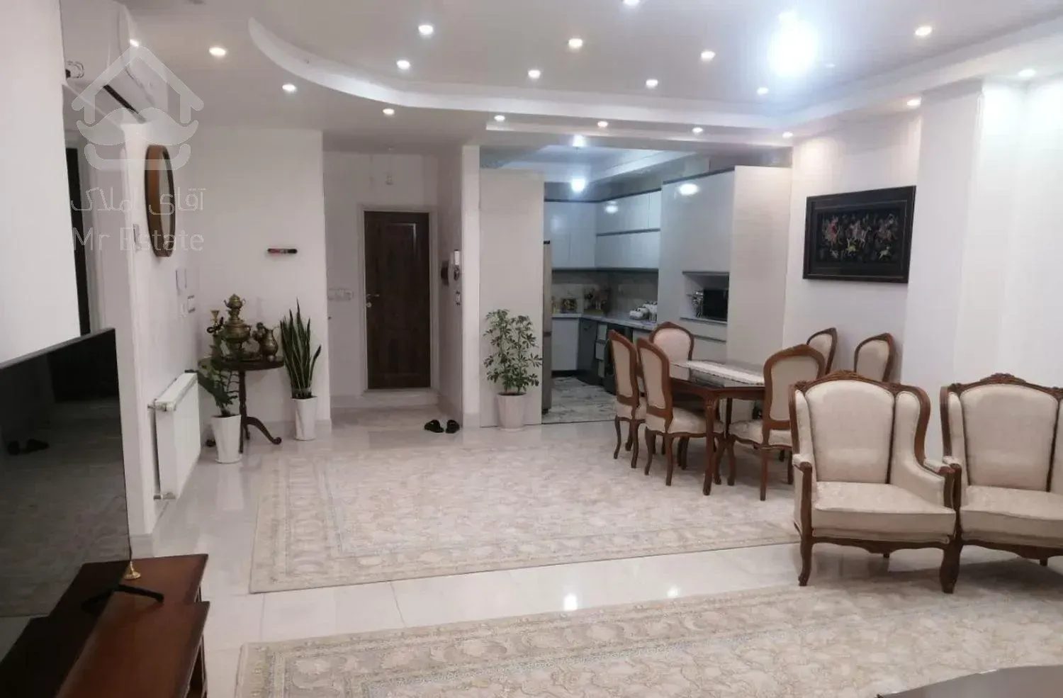 فروش آپارتمان ۹۴ متری ۲ خوابه در هنرستان