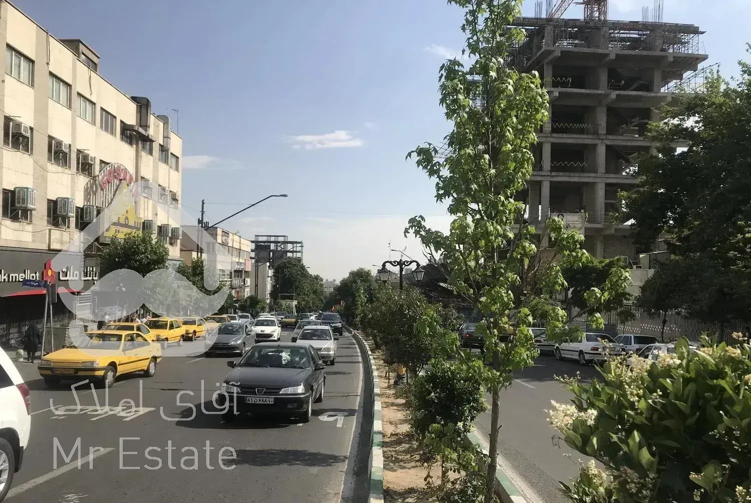 مغازه  نیاوران  ( باهنر )  ۲۰  متر  اجاره