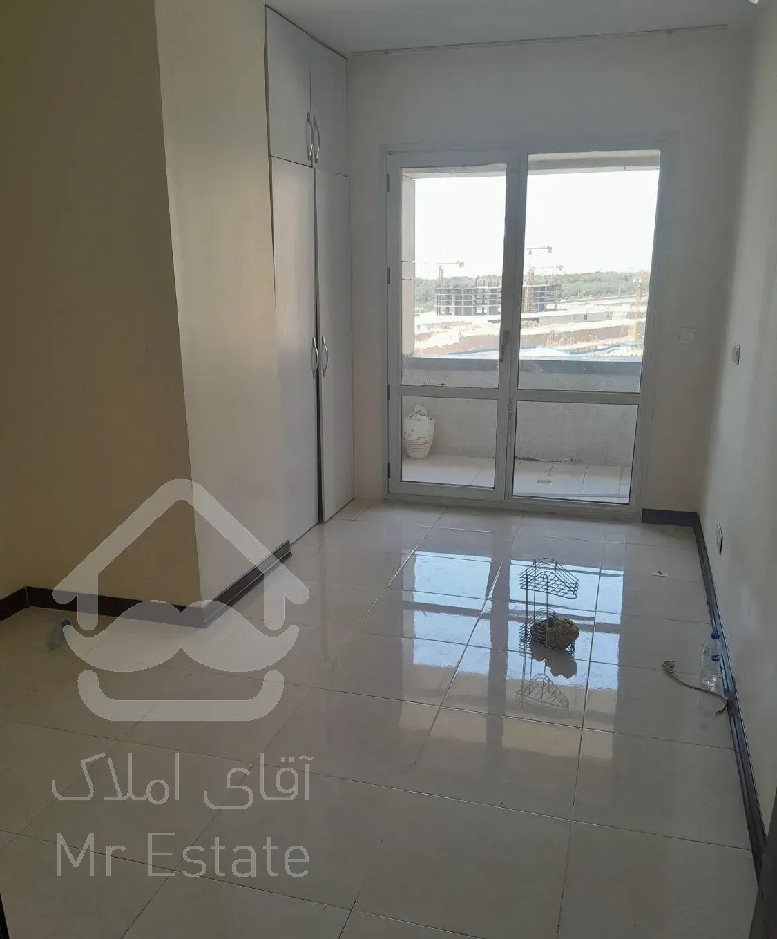 رهن و اجاره برج های چیتگر ۱۰۵متری ویو عالی