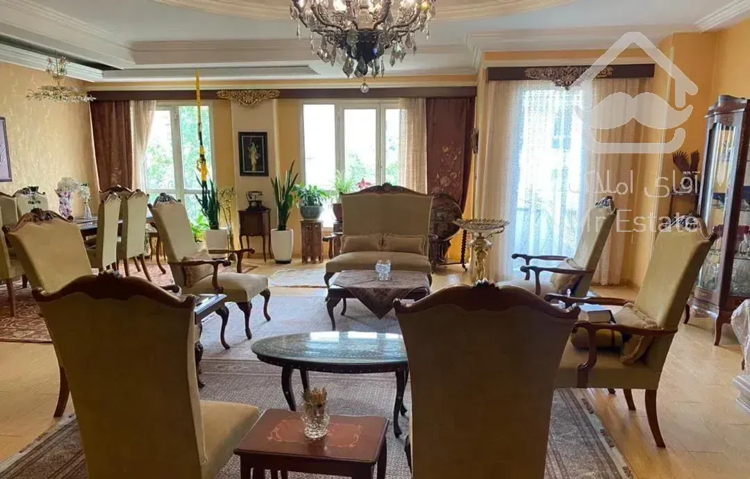 آپارتمان کامرانیه شمالی ۱۴۰ متر