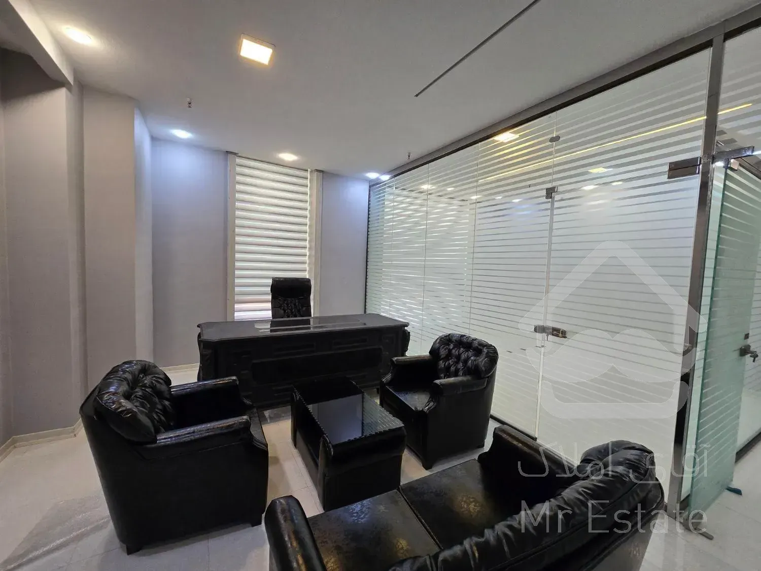 88مترسعادت آباد*موقعیت اداری*نوساز*فول امکانات