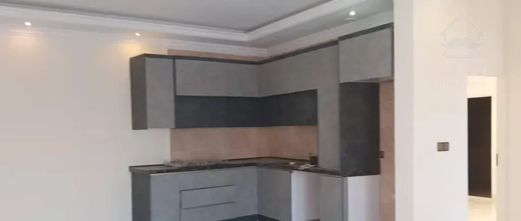 فروش آپارتمان ۸۴ متری ۱ خوابه طبقه ۲،کاسب