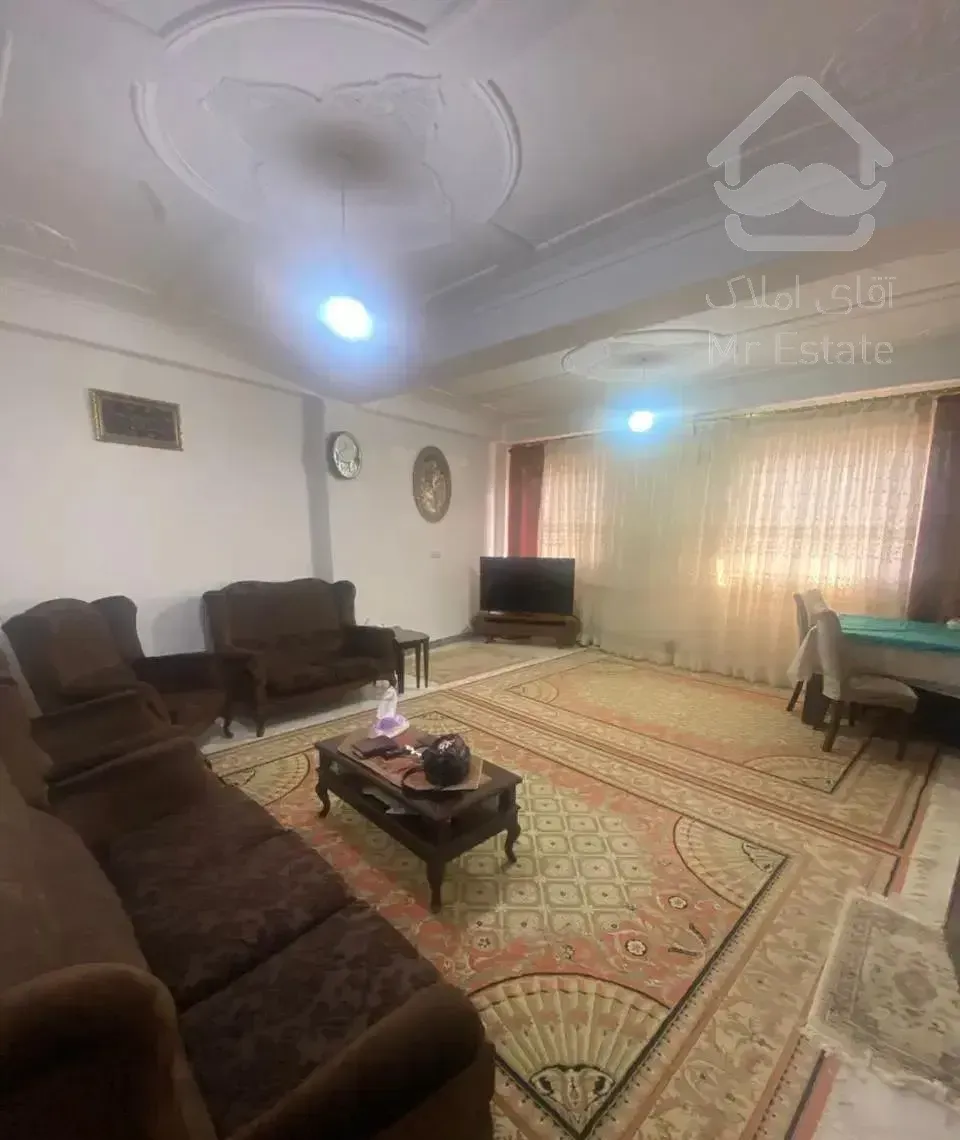 (طبقه ۸۰ متری) مستقل / خوش نقشه/ سند دار