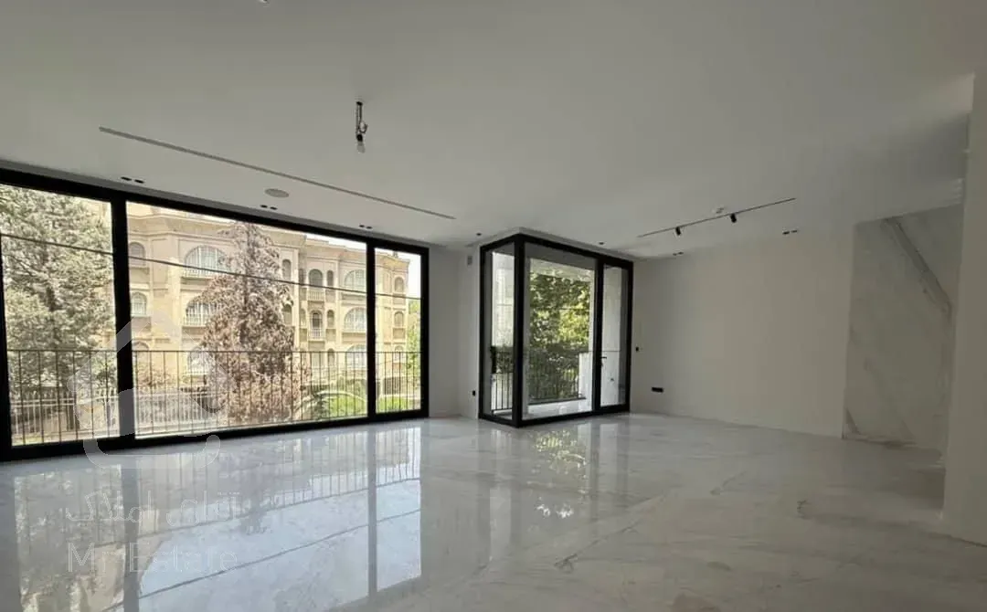 پاسداران ۳۰۰ متر تکواحدی ۴ خواب / مدرن