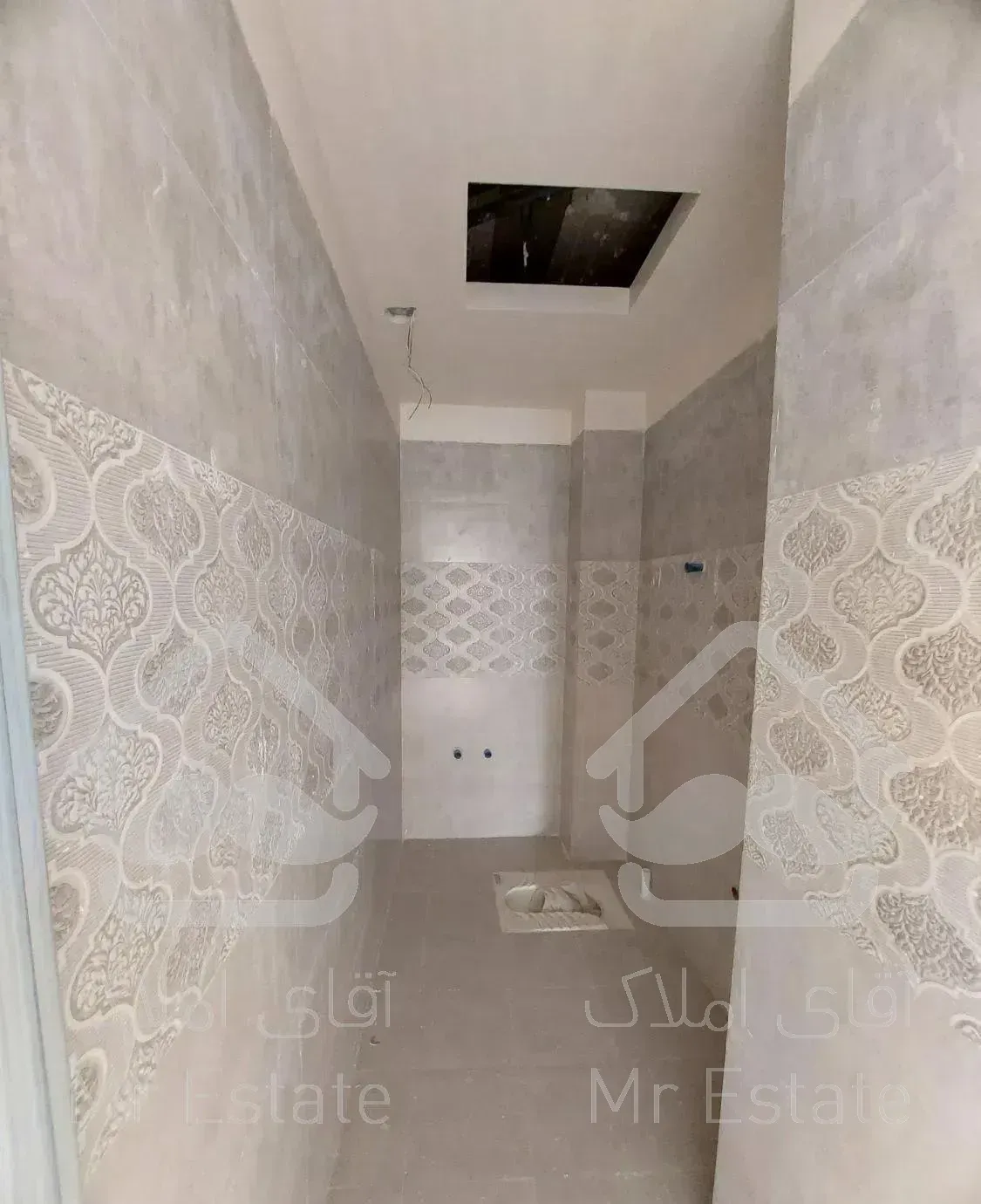 ۱۱۰متر دو خواب(نوساز)فول سراج کاشانی اوقاف سه نبش