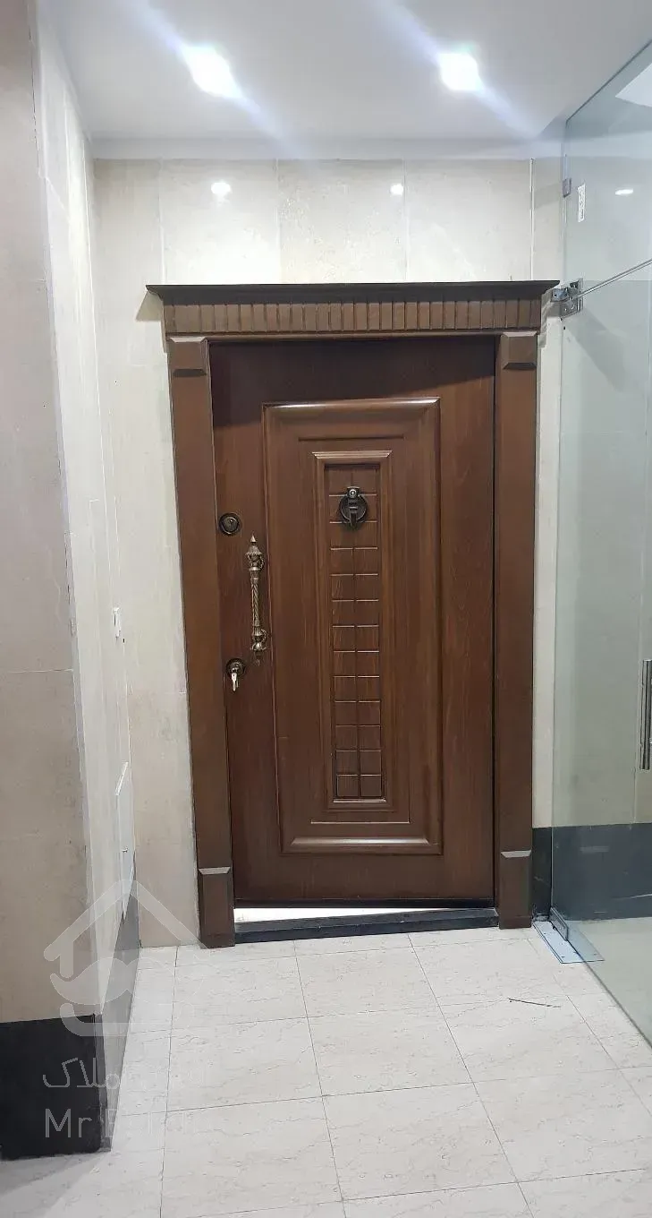 آپارتمان 180 متری نوساز کلیدنخورده تک واحدی