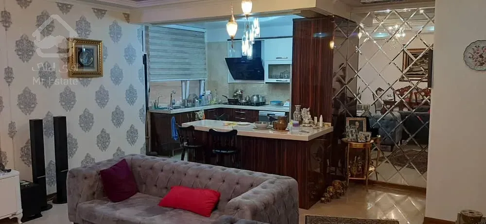 فروش 100 متری پاسداران