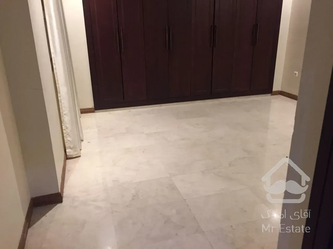 رهن و اجاره 170 متری دیباجی