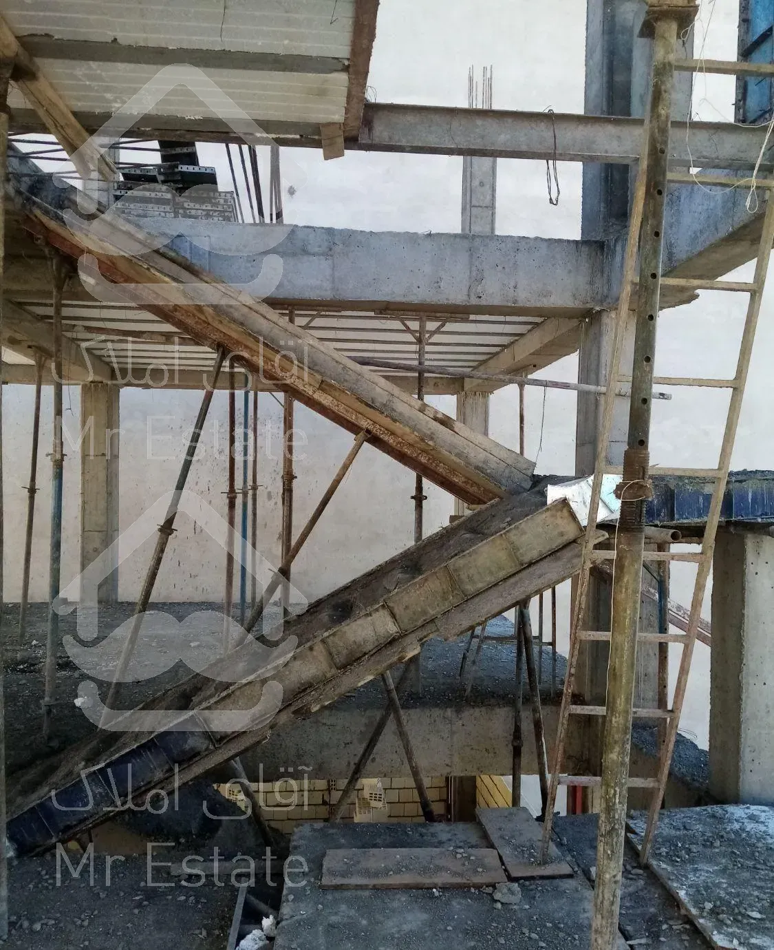 آرماتوربندی و قالب بندی شناژ تیرچه