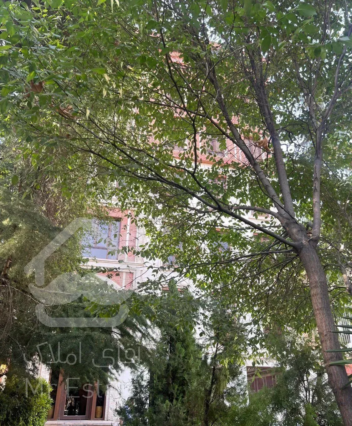 فروش فرمانیه نارجستان ۳۱۱متر۴پارکینگ۴خواب تکواحدی