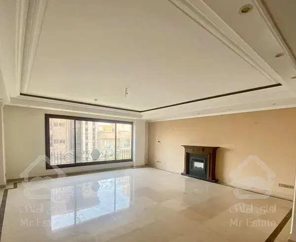 کامرانیه ۲۰۰ متر ۳ خواب ۳ پارکینگ سندی