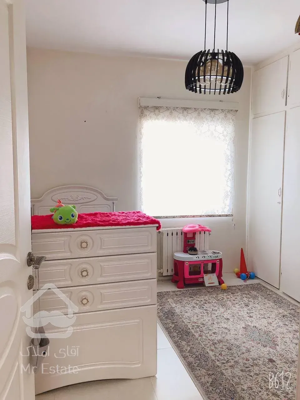 منزل ۲ طبقه در بهترین لوکیشن شهرک چشمه