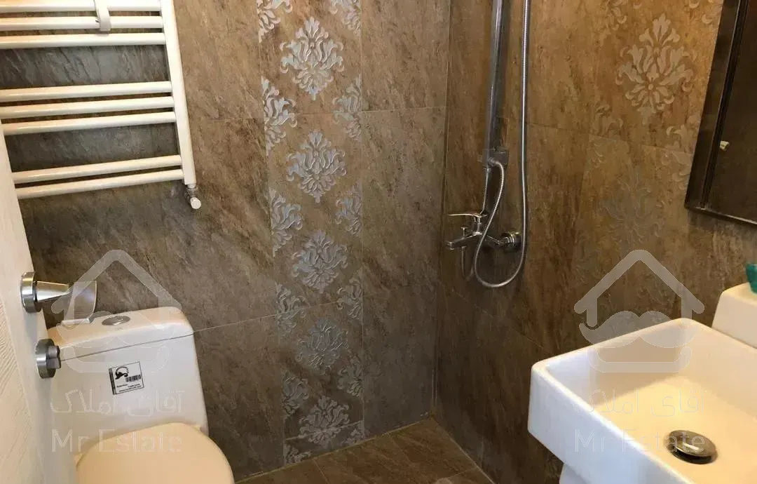 سوهانک آپارتمان ۱۷۸متر ۳خواب دید مشجر