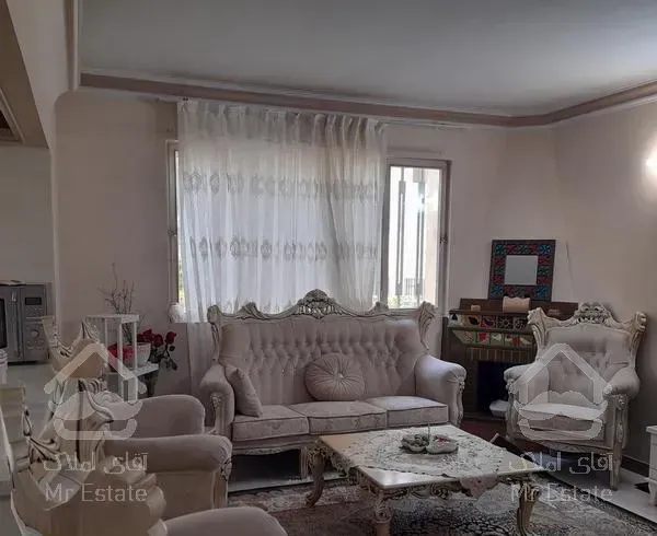 نزدیک درختی 105متری