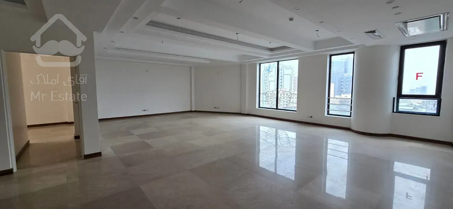 320متر سعادت آباد * فلت * ۴پارکینگ *موقعیت اداری