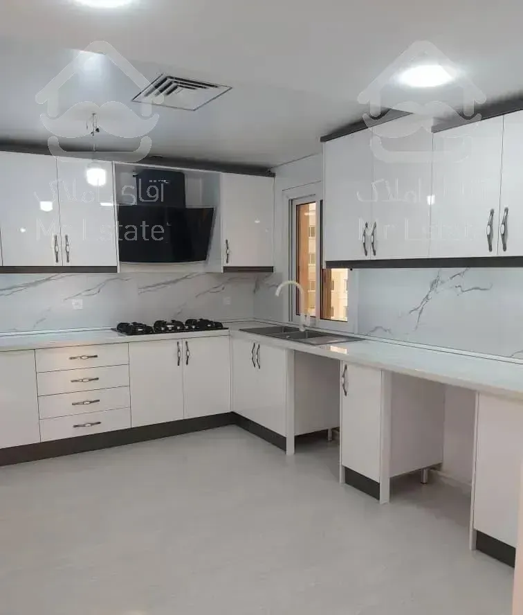 ۸۲متر۲خواب+فول دیزاین+سندتک برگ/باقری آبشار دریاچه