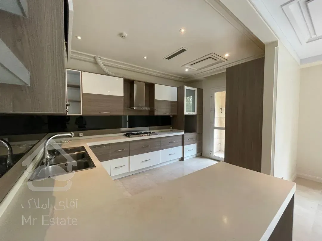 فروش اپاذتمان 210 متری زعفرانیه