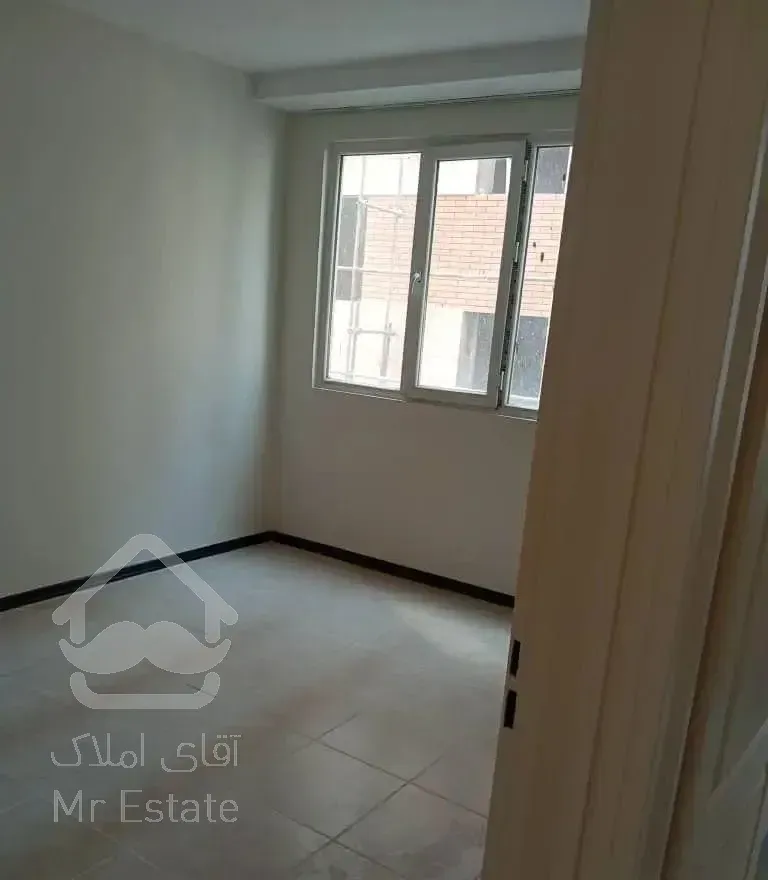 واحد ۱۰۲ متری فول امکانات