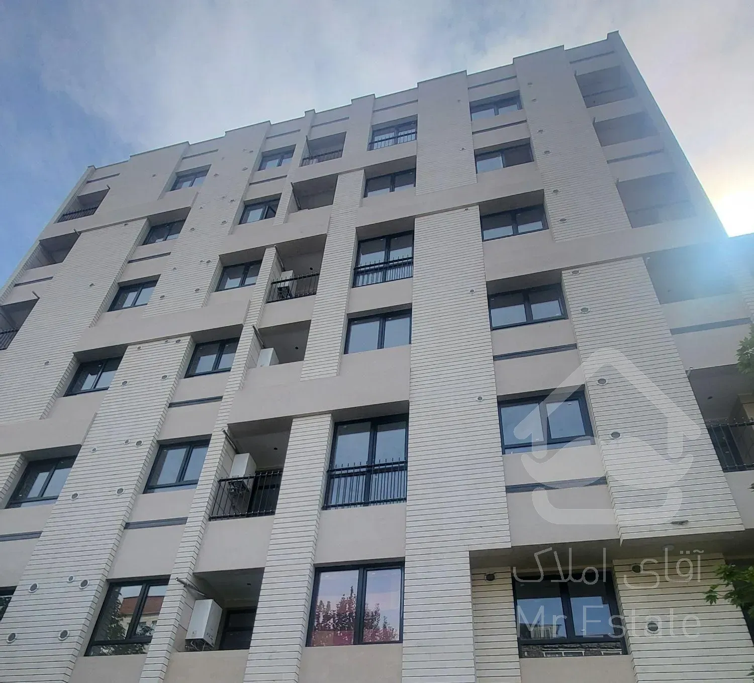 ساختمان نوساز کلید نخورده شمالی