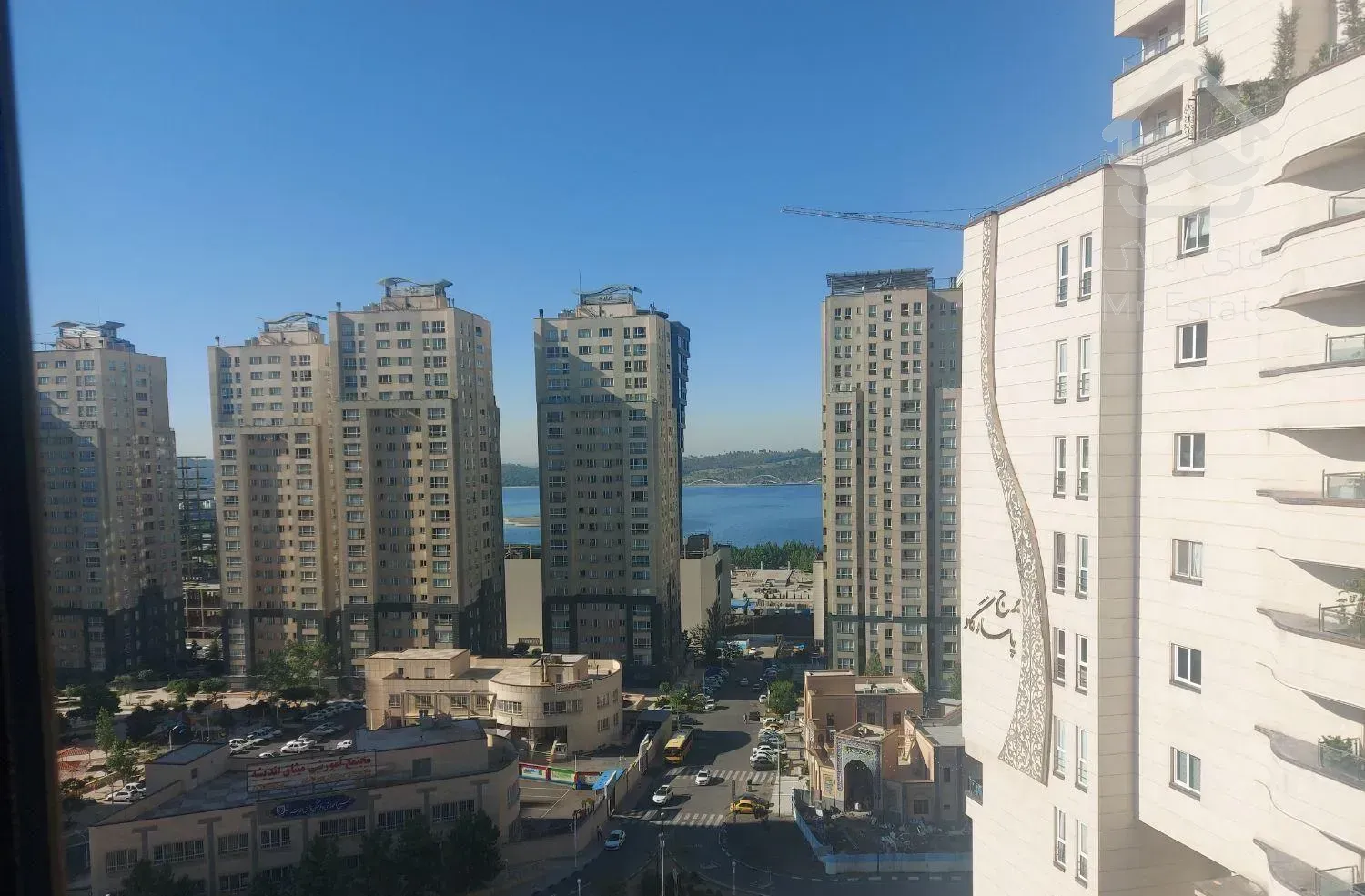 اجاره آپارتمان ۱۴۹ متر سه خواب ویو ابدی دریاچه