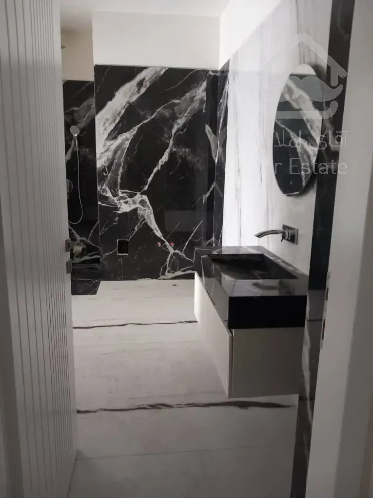 فروش 100 متر مسکونی پاسداران