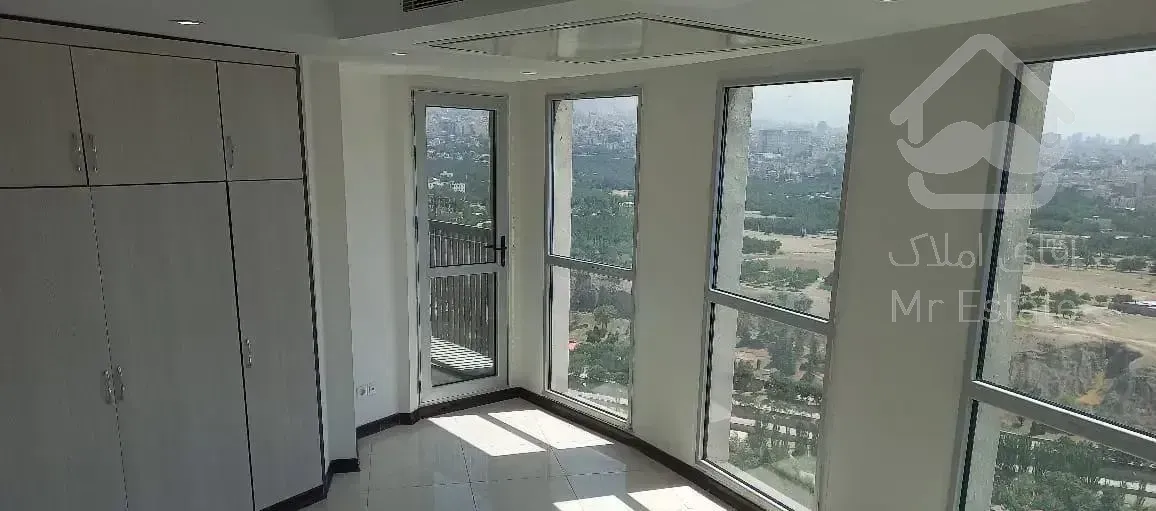 150متر/ کلید نخورده/برج برند/ چشم انداز دیدنی