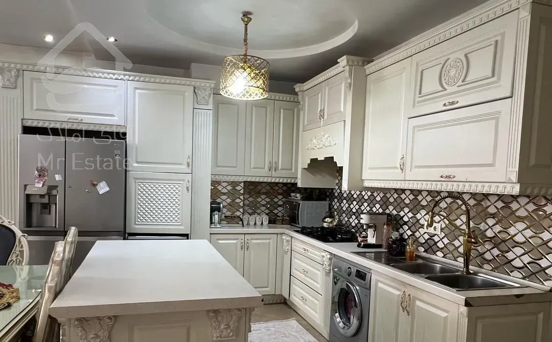 ۸۷ متر شمال ستارخان/فول امکانات/فروش فوری