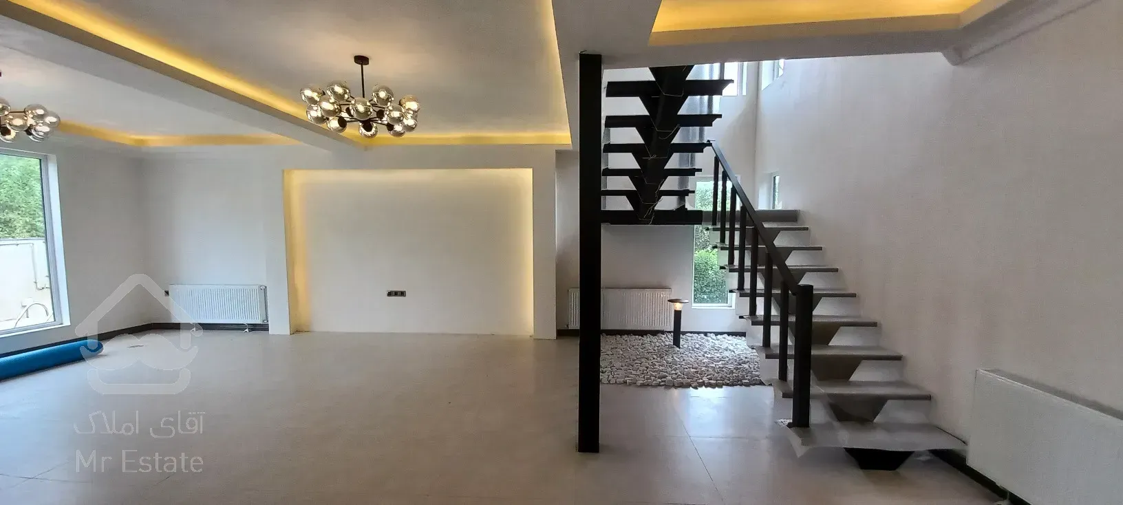 فروش ویلا لوکس مدرن استخردار کوهپایه تنکابن