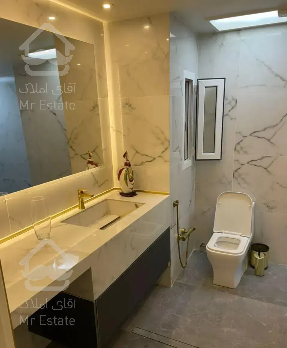 دوبلکس/٢٥٧متری/چهار‌خواب/بازسازی‌‌شده‌