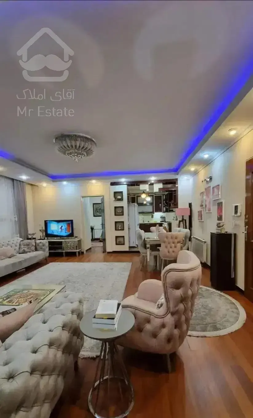 80متر کف پارکت 1250وام برداشته روسند یکسال پرداختی