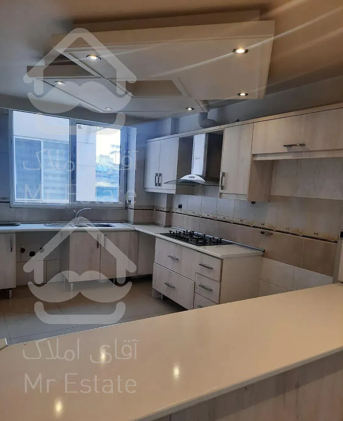 آپارتمان ۱۳۰ متری دو خوابه