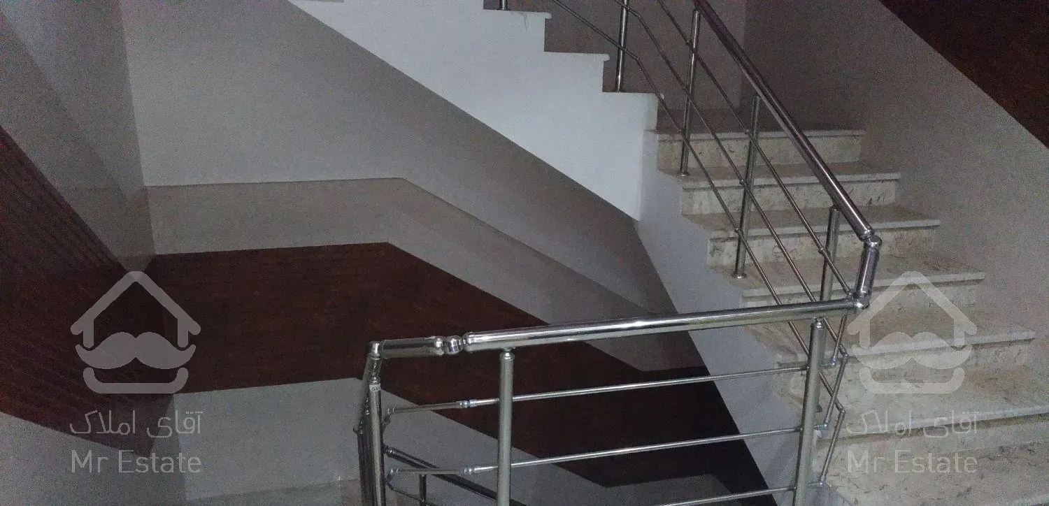 اپارتمان نوساز ۱۰۵ متری