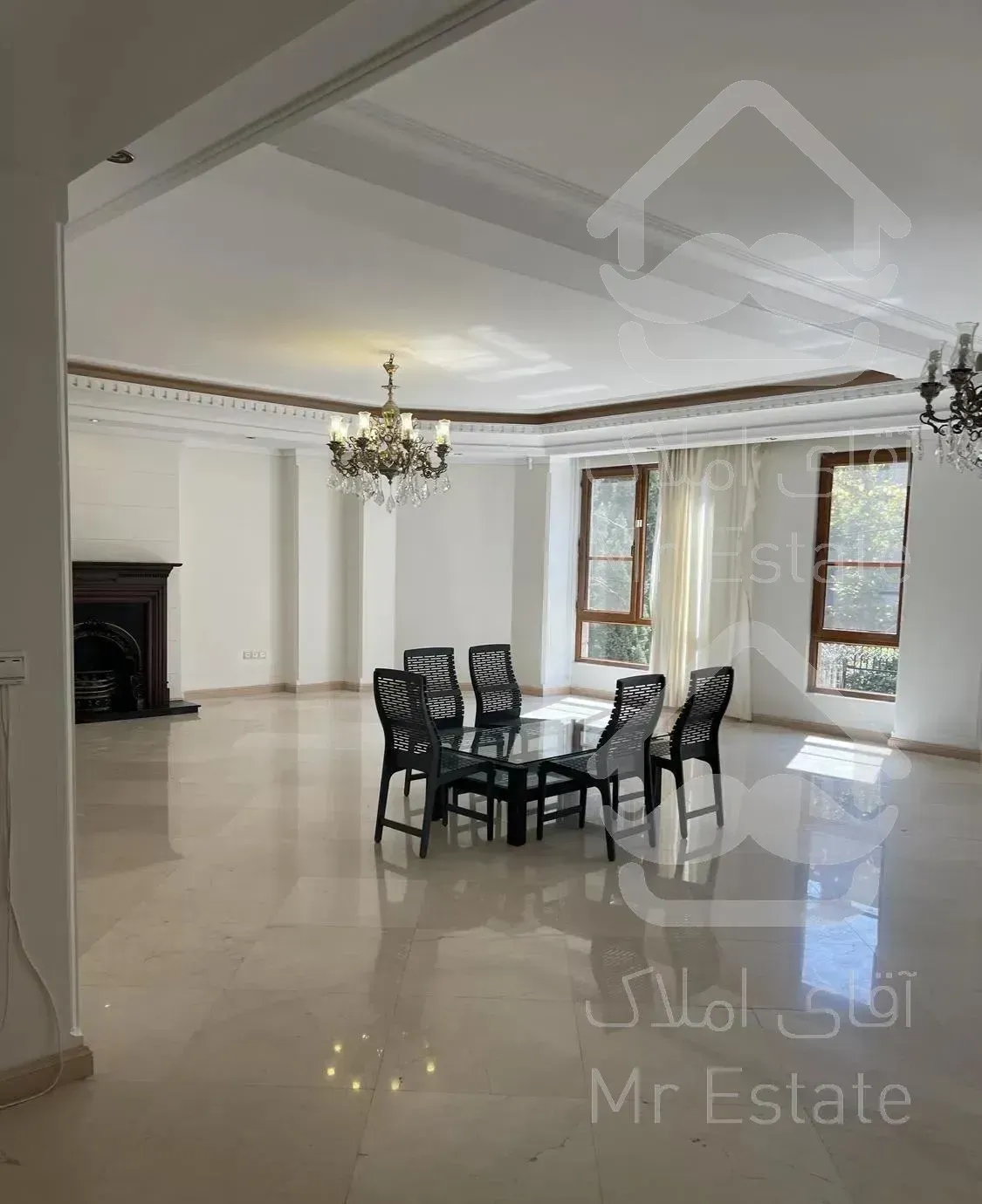 ۲۹۰ متر / ۴ خواب / شیک و خوش نقشه