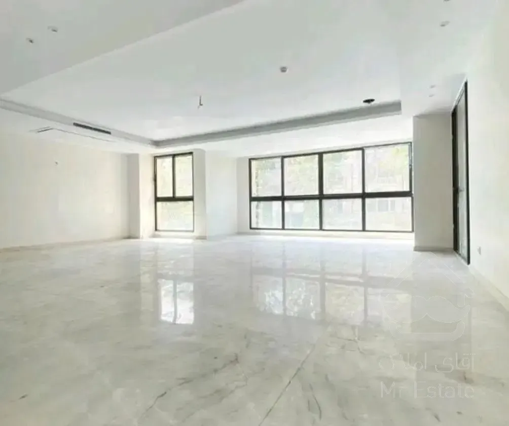 آپارتمان 190متری/فاز2/ شمالی سمت آفتاب