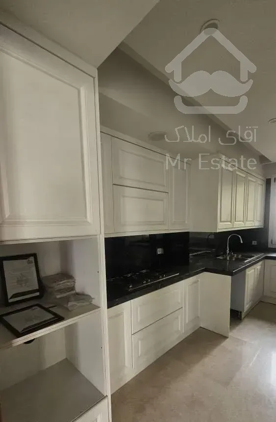 ۱۸۲ متر تک واحدی/غرق نور/مشرف به ۸ هزار متر باغ