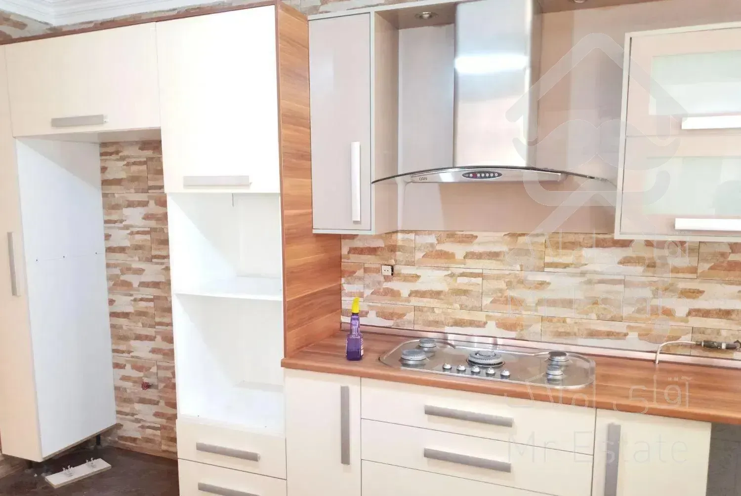 اپارتمان ۱۷۰ متر باسازی شده شمال میرداماد خ نفت