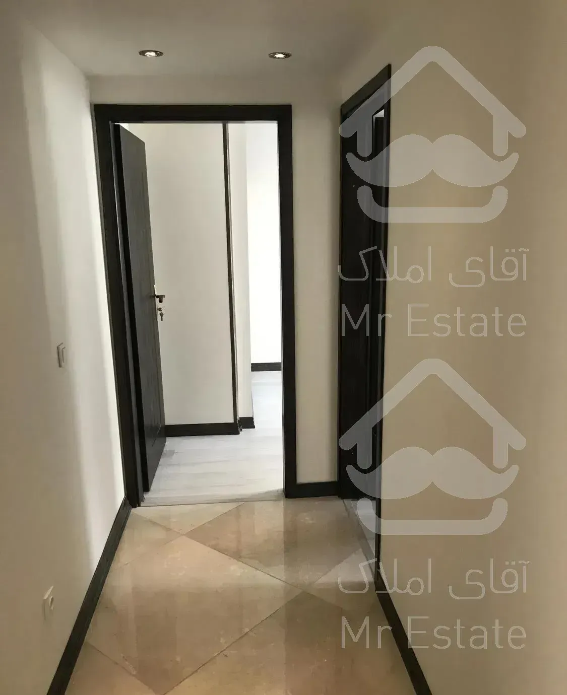 آپارتمان ۲۲۰ متری /قبا