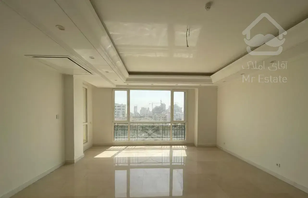 ۲۰۰ متر نیاوران/ مخصوص مجرد خاص‌پسن