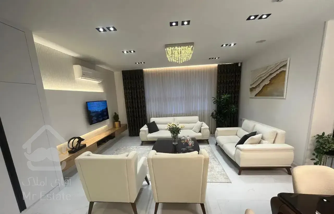 ۱۳۰متر/لوکس/متریال درجه یک/معلم