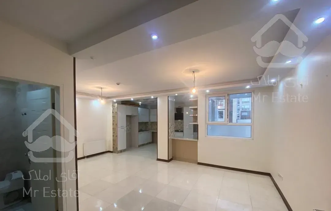 ۵۵متر/۱خواب/سالن پرده خورروبه آفتاب/نما تراورتن