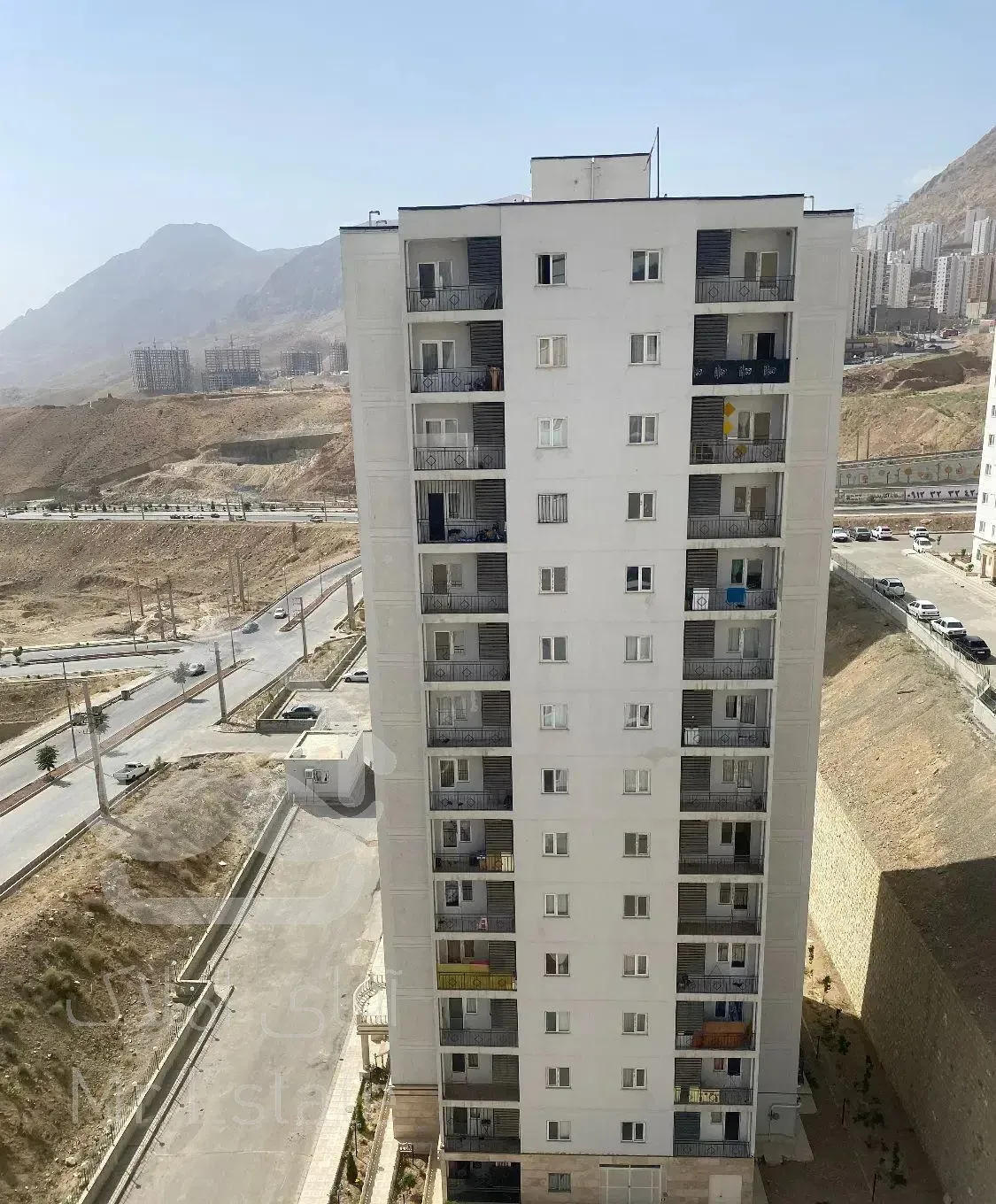 اجاره واحد ۸۷ متری طبقه ۱۲ جنوب غربی