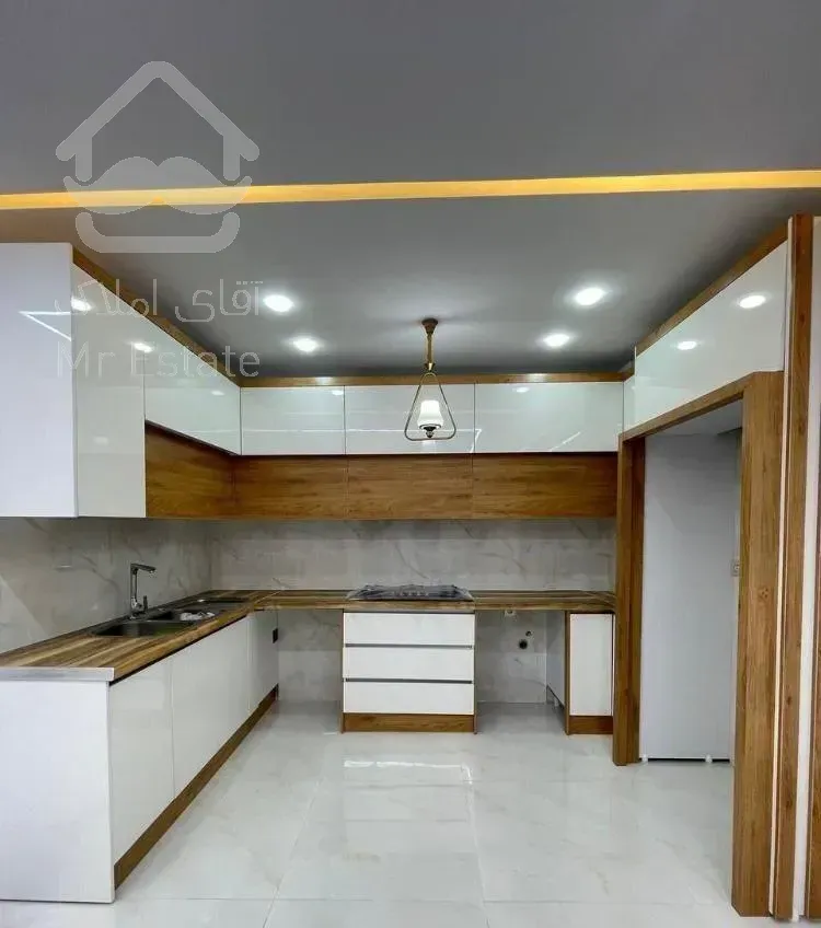 ۸۰ متری /۲ خوابه /پونک/بلوار عدل