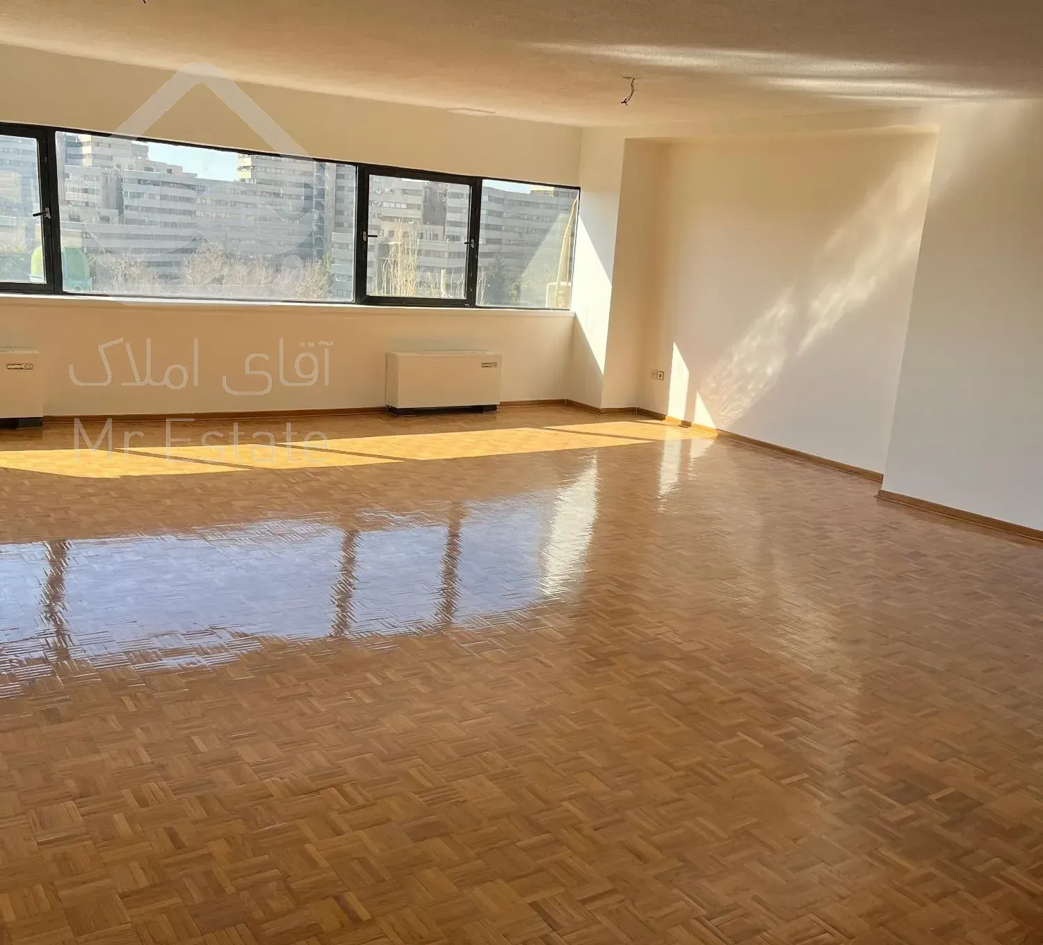 فروش چهار خواب بالکندار فاز یک