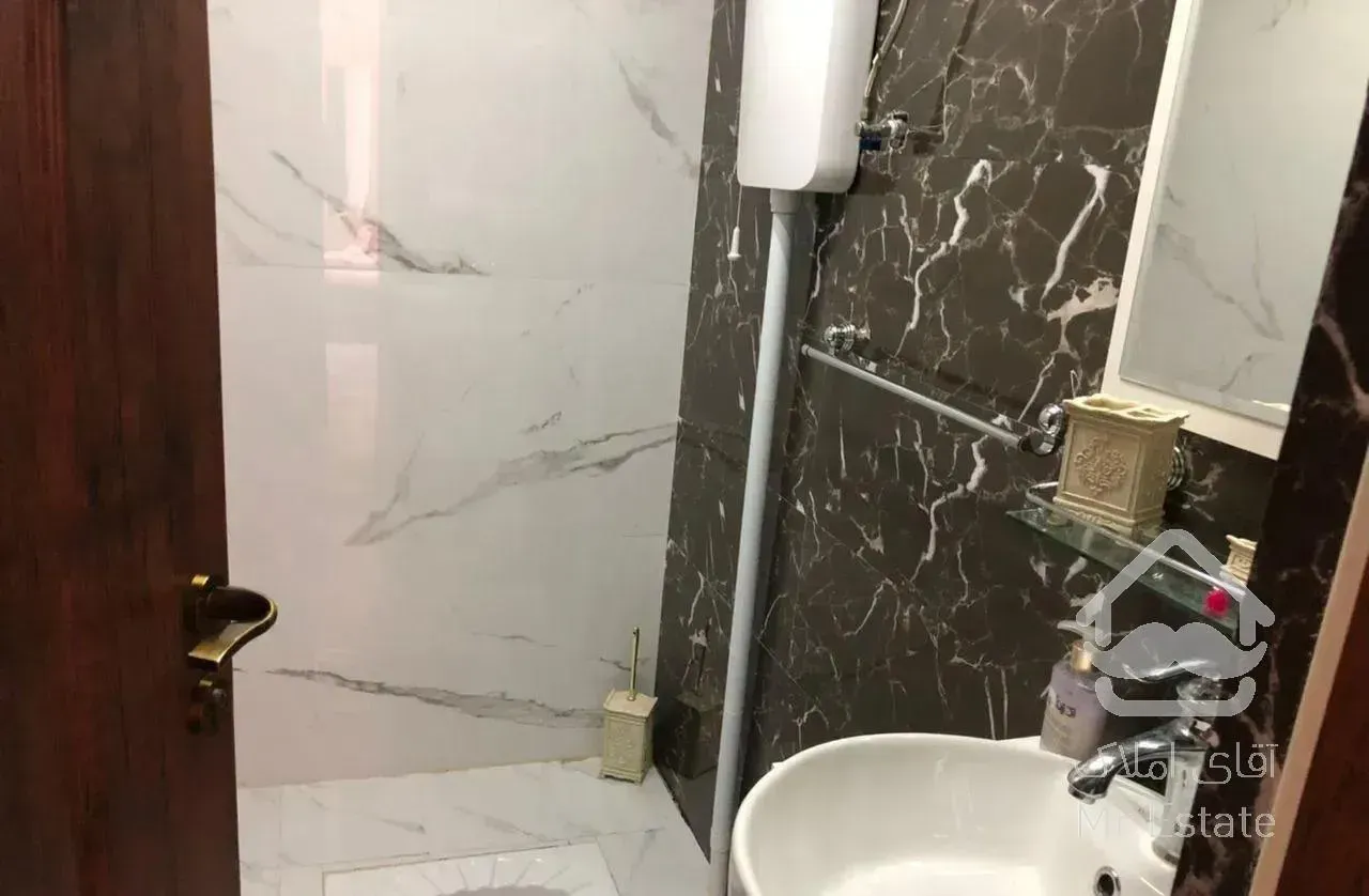 ۳۰۰متر ۴خواب ۲p تک واحد دروس