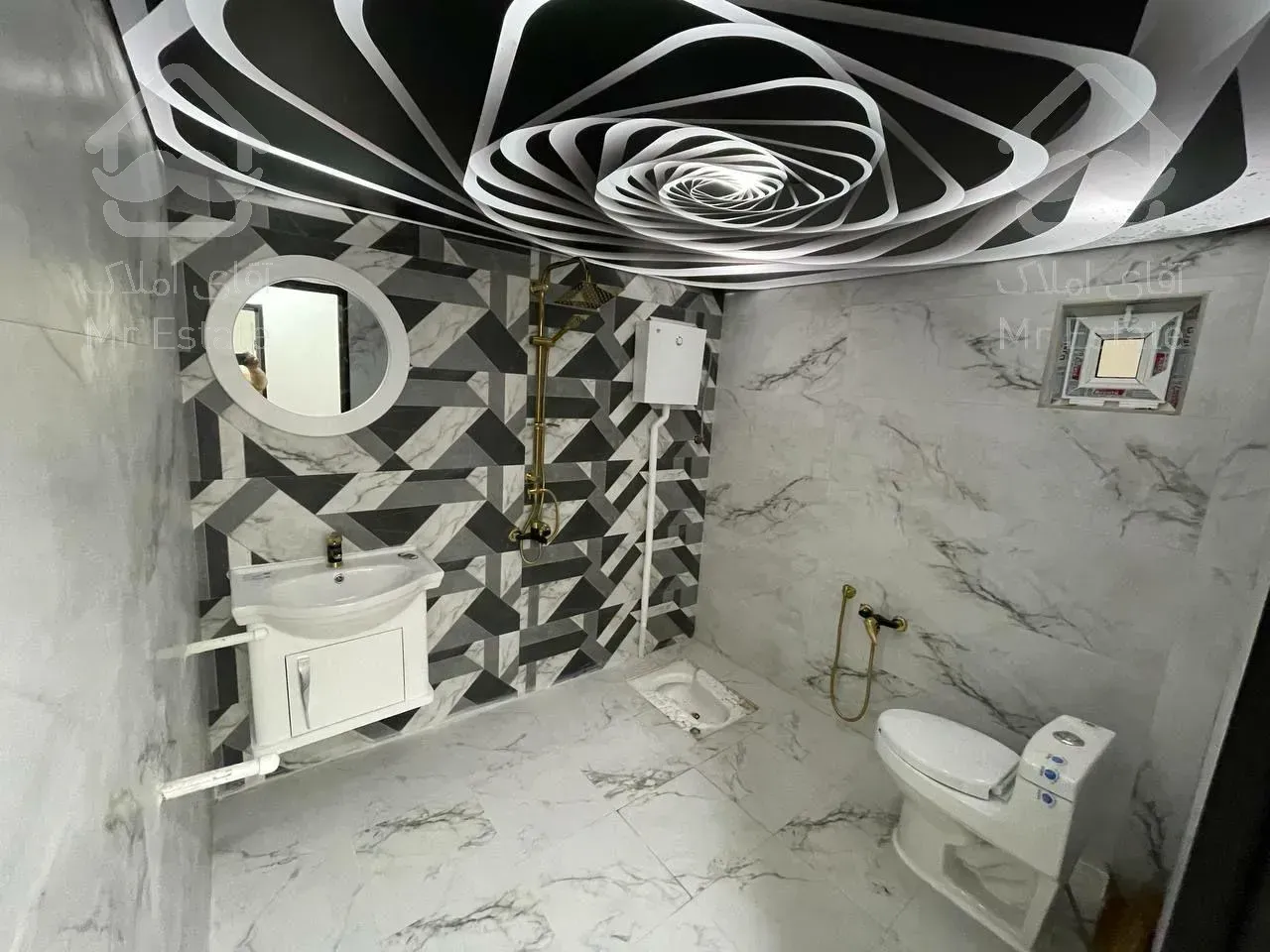 تريبلكس نمامدرن٤٠٠مترى سندتكبرگ منطقه جنگلى