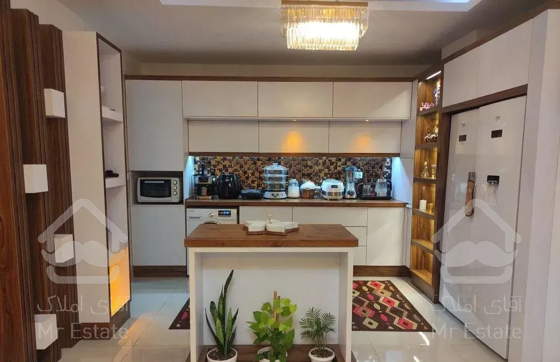 آپارتمان ۱۵۰ متری خ کفشگرکلا ابتدا عدالت ۳۵