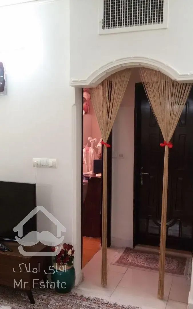 آپارتمان ۷۶ متری  دو خواب  طبقه چهارم